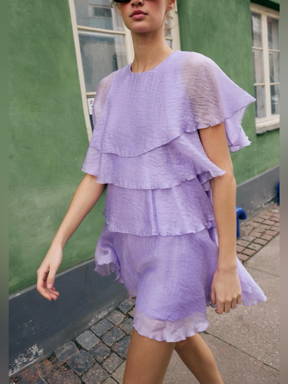 ZARA RUFFLED MINI DRESS NWT
Size: M * Color: LIGHT LILAC